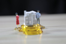 离婚房产有贷款可以过户吗