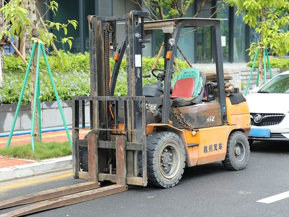 叉车上路面要什么驾照