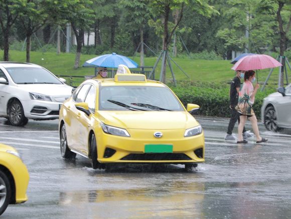 出租车司机误工费保险到底赔不赔