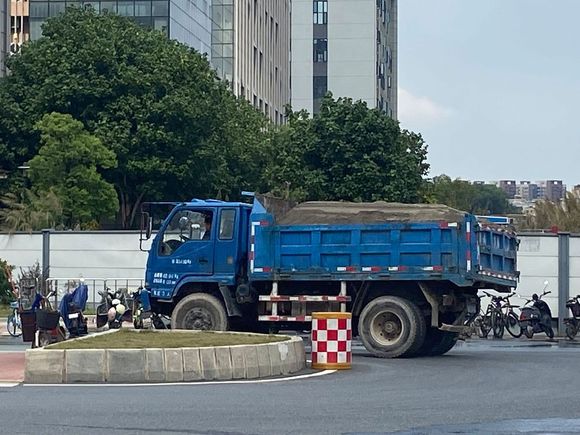 拖拉机被撞后，交警会扣车吗