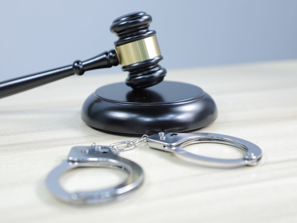 刑事拘留引发的后果有哪些