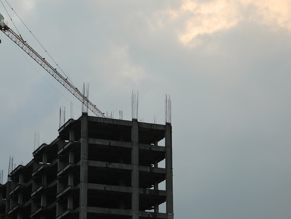 工程发包方遵守的义务有哪些方面