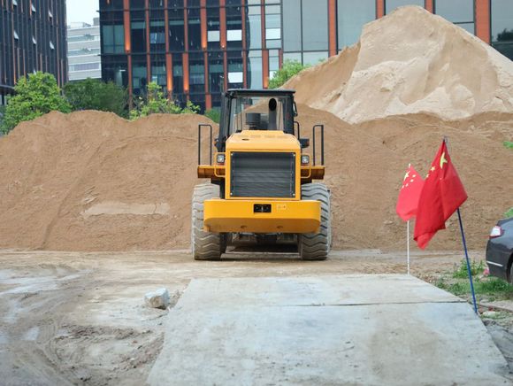 建筑劳务分包可以带材料吗