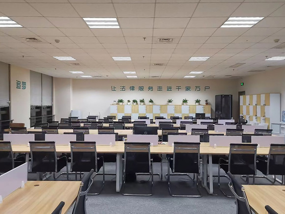 施工员证被挂到别的公司怎么办