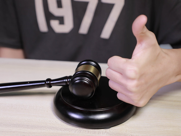 被打成轻微伤可以刑事自诉吗