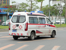 救护车因执行任务闯红灯交通事故责任怎么定