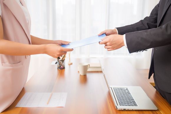 签了合同还没入职可以不去吗