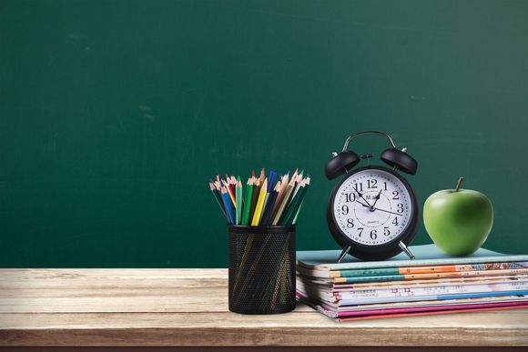 孩子不是当地户口能在其他地上学吗