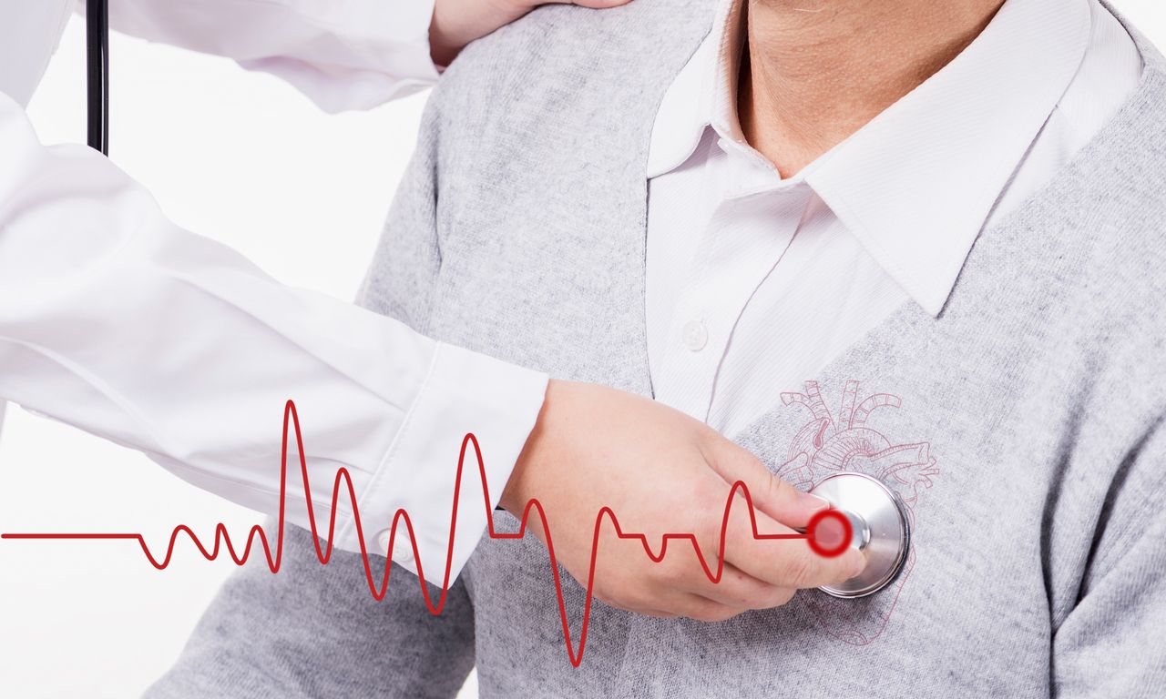 上班突发心梗住院费用谁承担