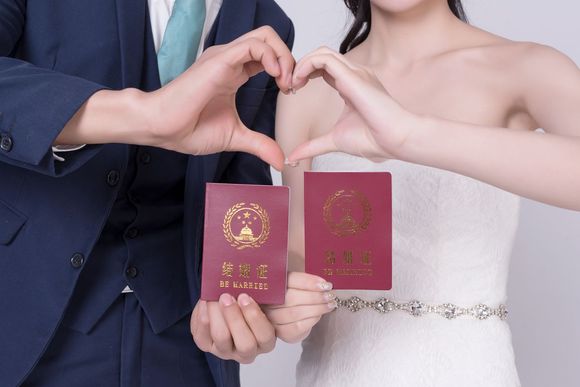 电子户口本可以领证吗山东