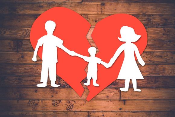 起诉离婚期间怀了其他人孩子犯不犯法如何处置