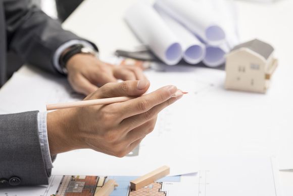 公司和个人签的工程合同是否有效