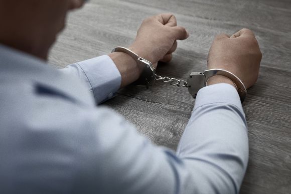 二次进监狱可以取保候审吗