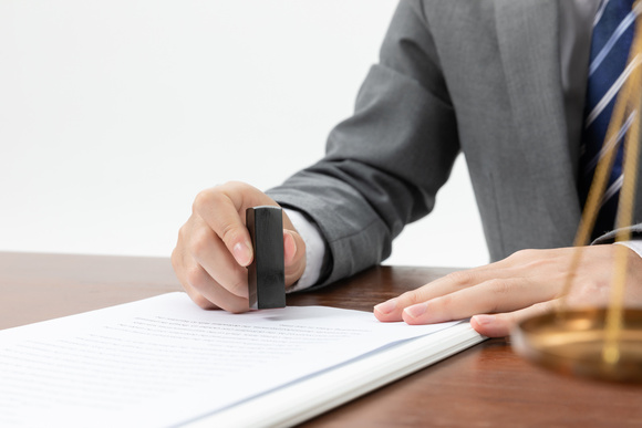 去劳动局告公司需要什么证据