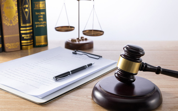 侵犯知识产权罪应依据什么标准进行量刑