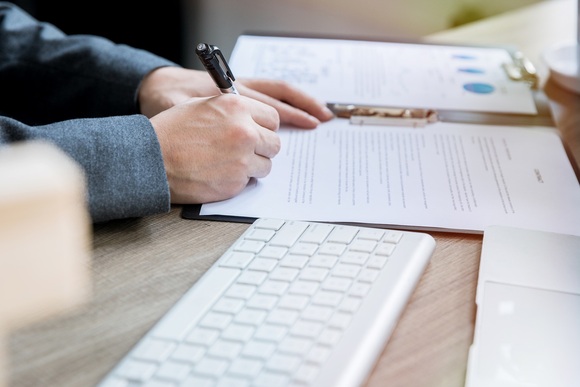 乙方公司完工后不付款怎么办